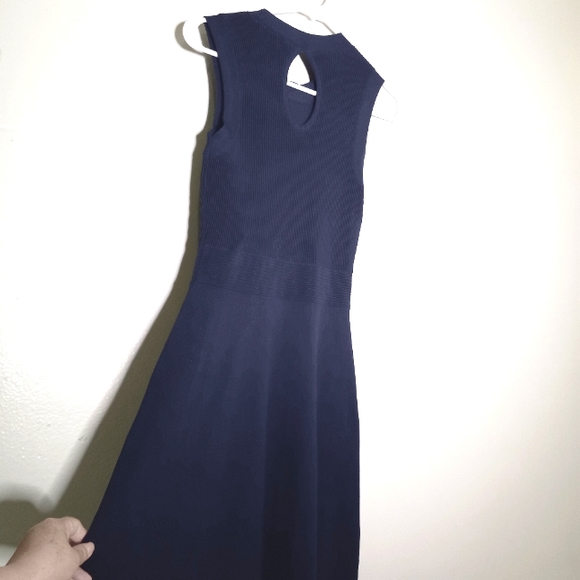 MICHAEL KORS Midi Dress, Yarn-like material beautiful, Night blue color size XS. - Picture 3 of 7